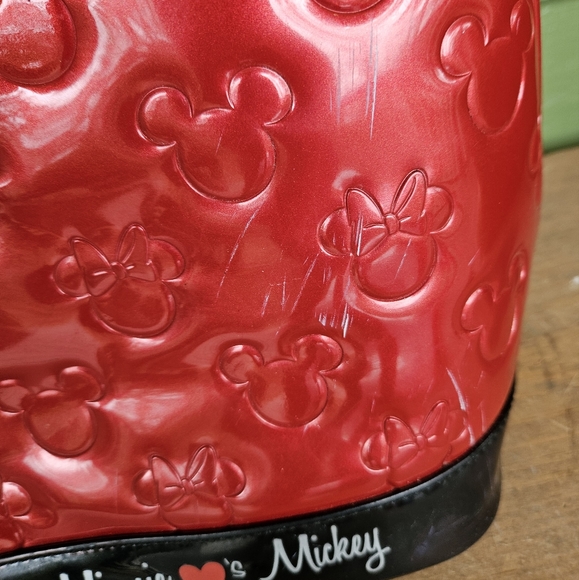 Disney Patent Leather Travel Purse - Picture 4 of 13